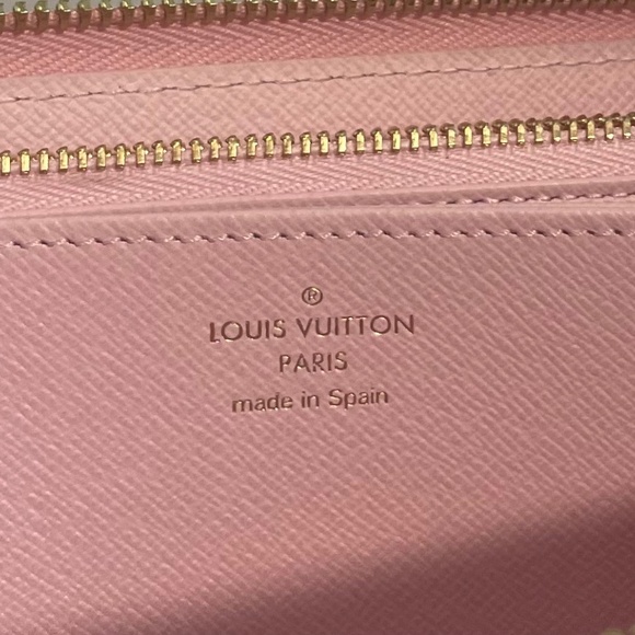 Louis Vuitton By the Pool Zippy Wallet - Picture 10 of 14